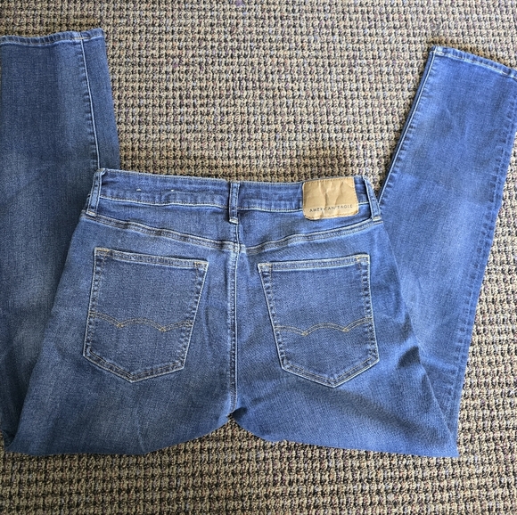 American Eagle Outfitters Slim Blue Jeans Classic Style - Picture 7 of 10